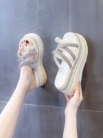 These trendy, platform Rhinestone Women’s sandals, Balanced Heel-RV671