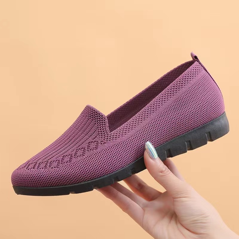 O1CN010M7Mld1Cl0TTN8db9_22175832 Lightweight and Breathable Flat Shoes, Old Beijing Cloth Shoes for Women, Canvas & Loafer – DS85 - Image 1
