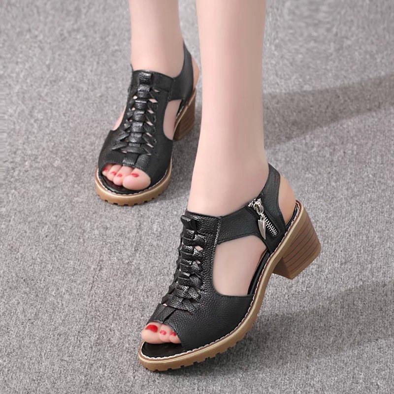 sku-2-black Women’s summer flat platform sandals with rubber sole, Box Heel – RV1478 - Image 1